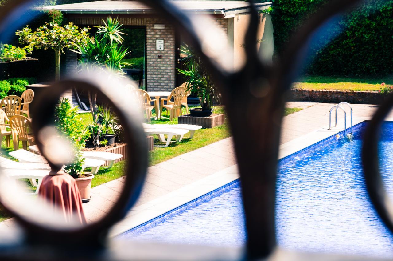 Hotel Pacific Weelde Ngoại thất bức ảnh